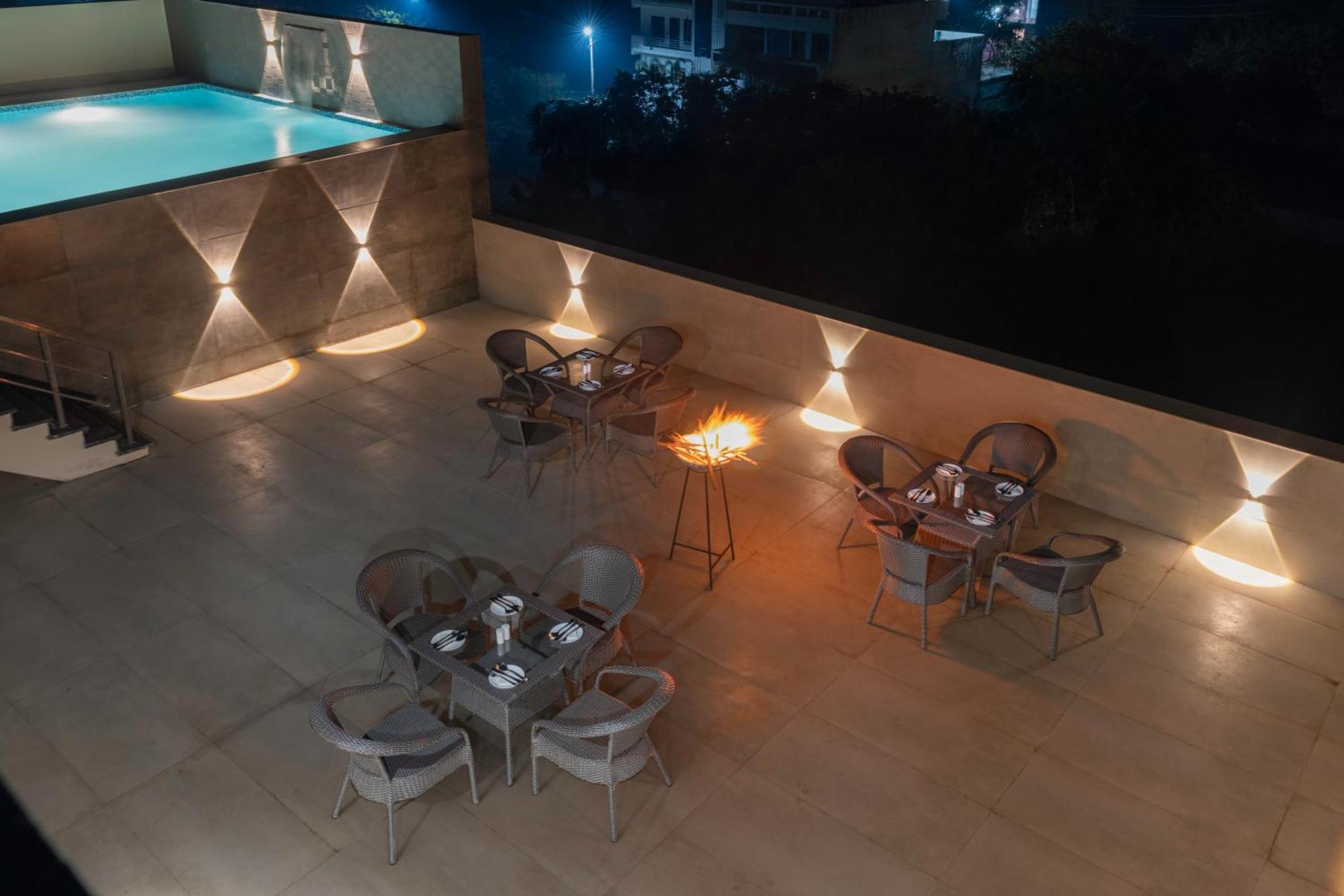 Clarks Inn Suites Agra Near Tajmahal Luaran gambar